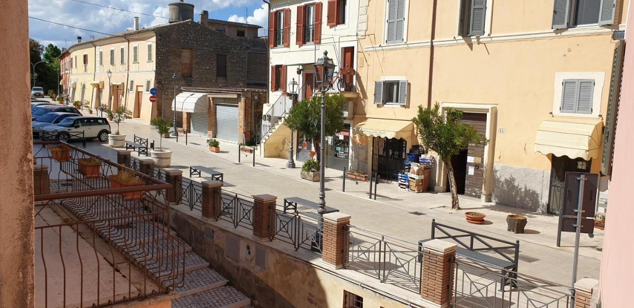 La Piazza Lägenhet Cantalupo in Sabina Exteriör bild